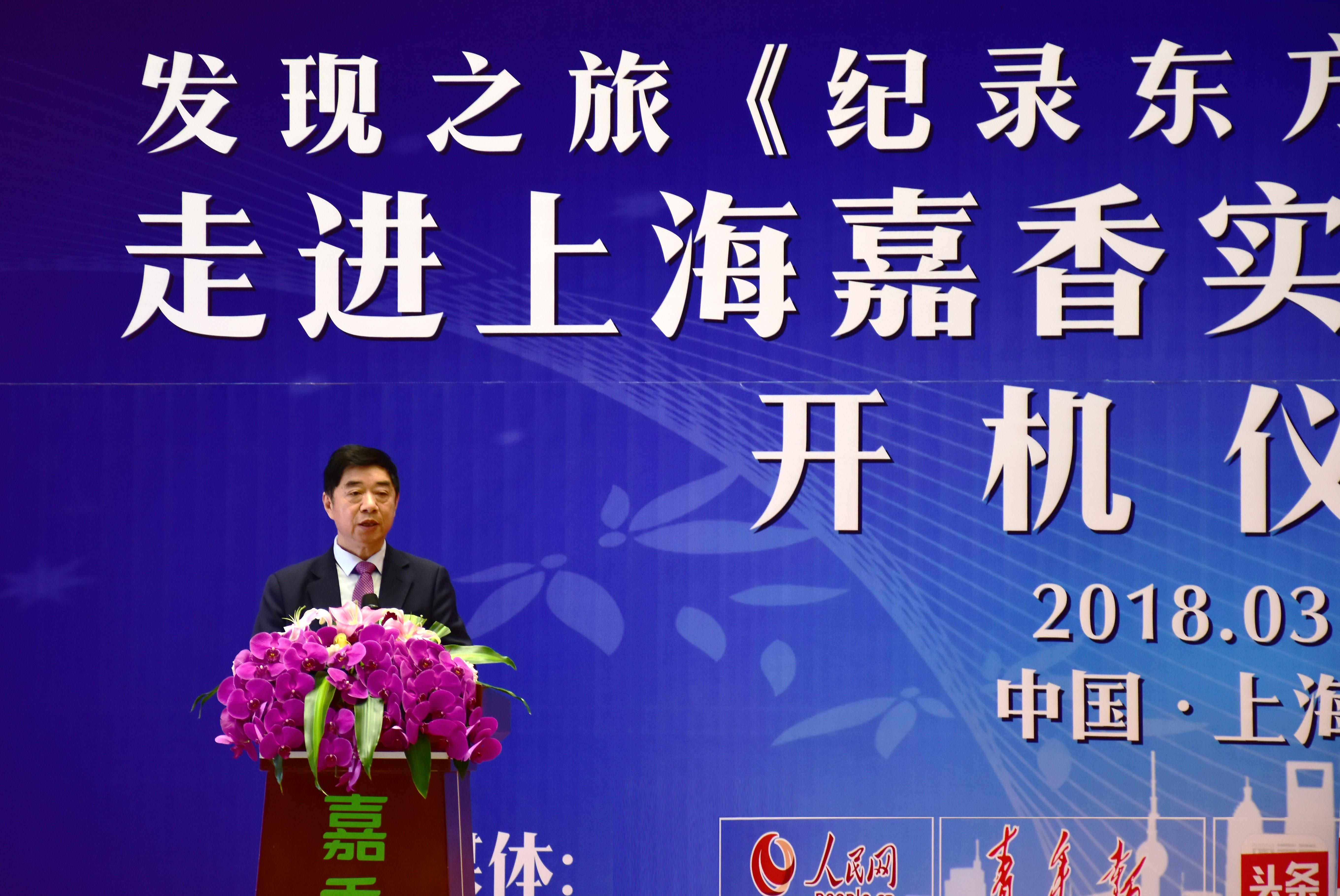 探索体育激情，CCTV5的现场直播魅力