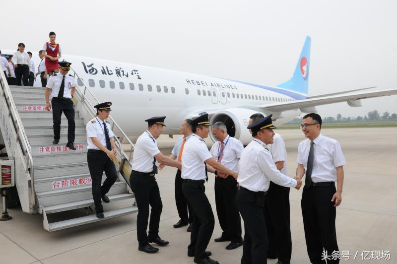 探索网络乐园，1258c在畅游数字世界，乐享生活新章—解析‘l’与C的奇妙之旅中的独特魅力118网址之家l258c12生肖